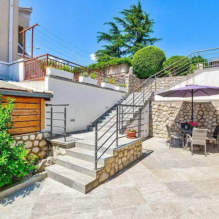 Apartman Charmantes Nur 200 Meter Zum Sandstrand Mit Meerblick, Parkplatz, Klima