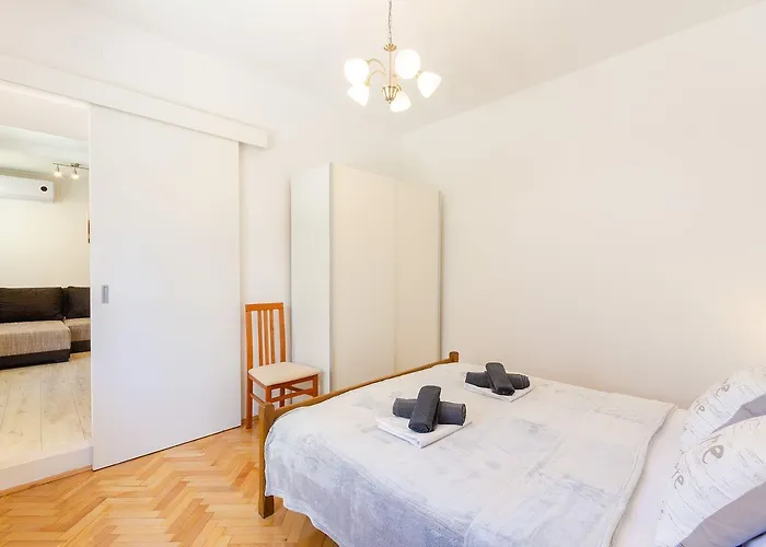 Apartmán Charmantes Nur 200 Meter Zum Sandstrand Mit Meerblick, Parkplatz, Klima