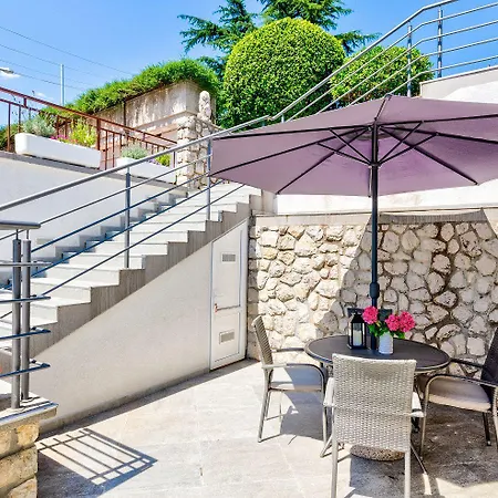 شقة Charmantes Nur 200 Meter Zum Sandstrand Mit Meerblick, Parkplatz, Klima تْسْغيكفانِتْسا